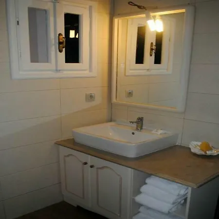 Hotel Apollonia 3*